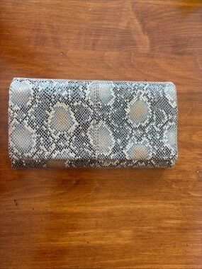 HOBO Snake-Print Fold Wallet/wristlet in Black, Gray, Cream